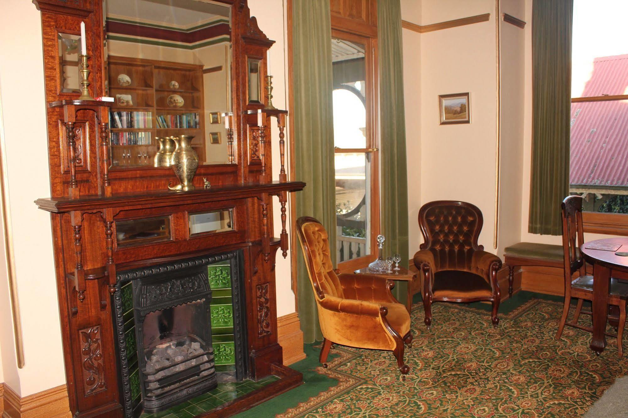 Turret House Bed & Breakfast Лонсестън Екстериор снимка